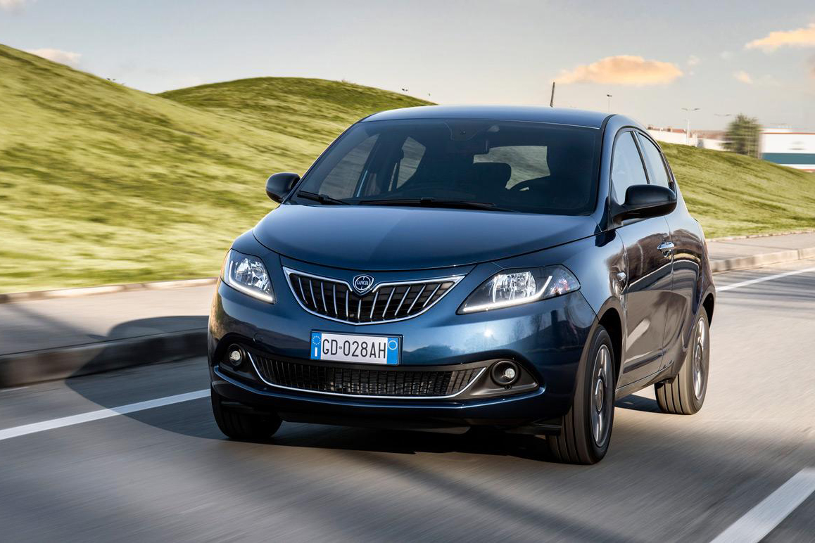 nuova-Lancia-Ypsilon-2021-concessionaria-Lancia-Venezia-Mestre-Mirano-Campello-Motors-01.jpg