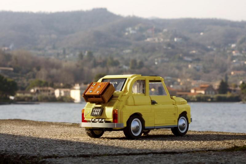 Fiat-500-LEGO-Creator-Expert-03.jpg