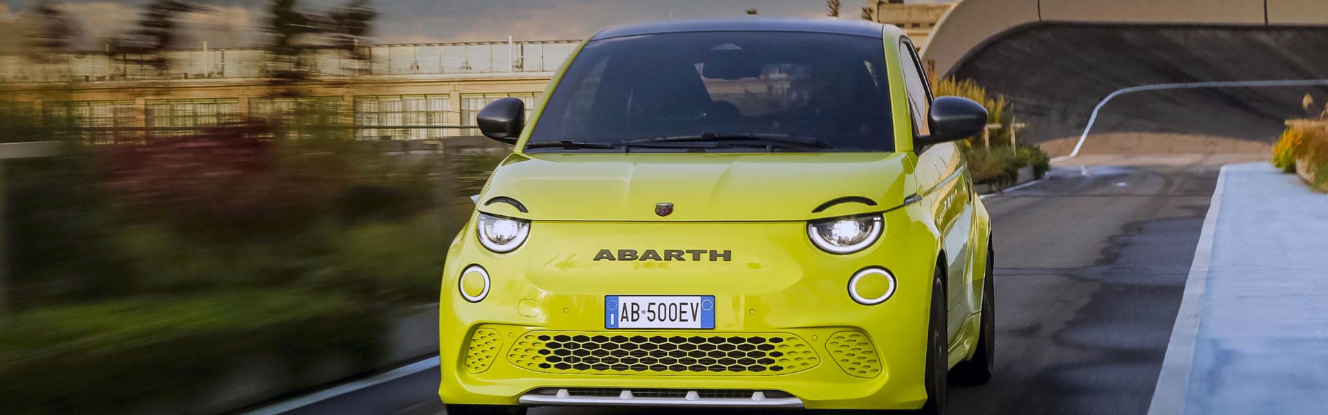 Nuova Abarth 500e Concessionaria Venezia Mestre Campello Motors 01