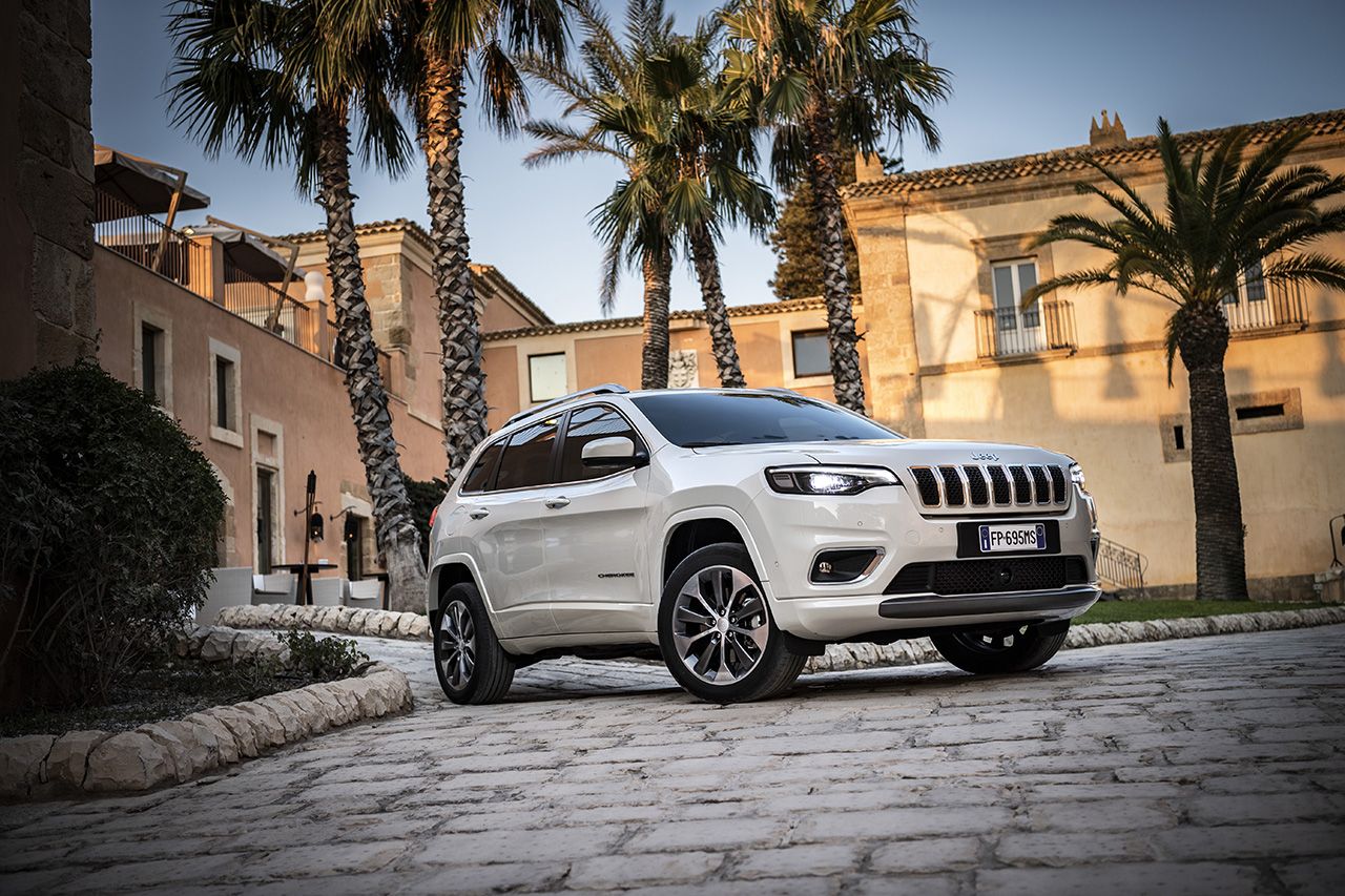 Nuova-Jeep-Cherokee-2019-Campello-Motors-03