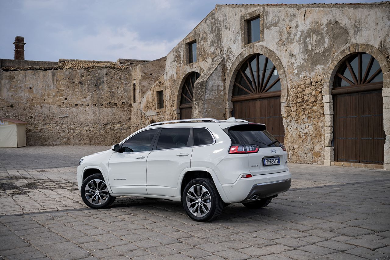 Nuova-Jeep-Cherokee-2019-Campello-Motors-04