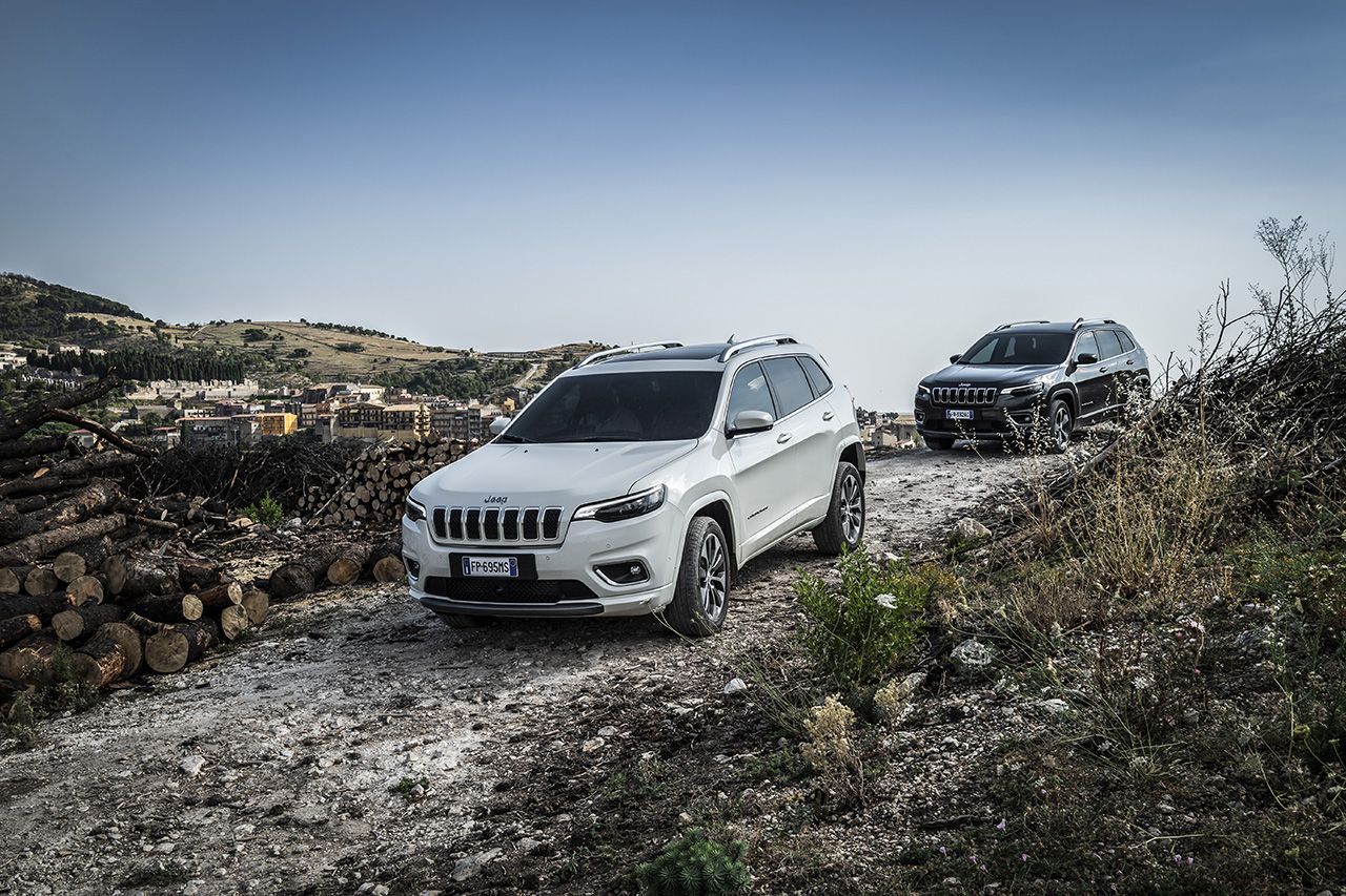 Nuova-Jeep-Cherokee-2019-Campello-Motors-07