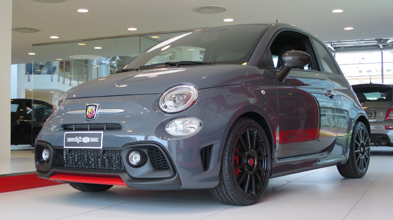 abarth-695-xsr-yamaha-news-01