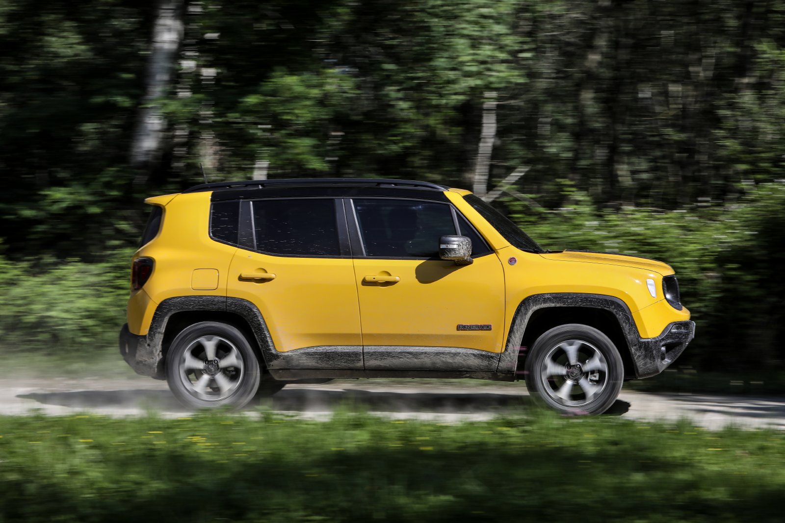 jeep-renegade-trailhawk-2019-news-campello-motors-03