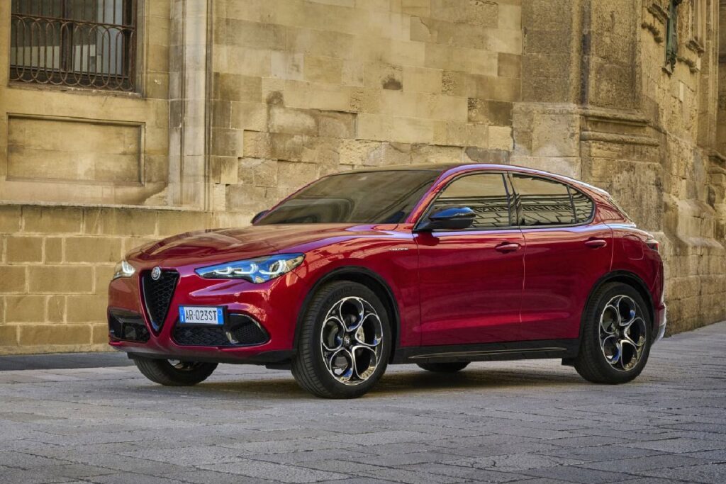 Nuova Alfa Romeo Stelvio offerta Venezia Mestre Padova Treviso Campello Motors