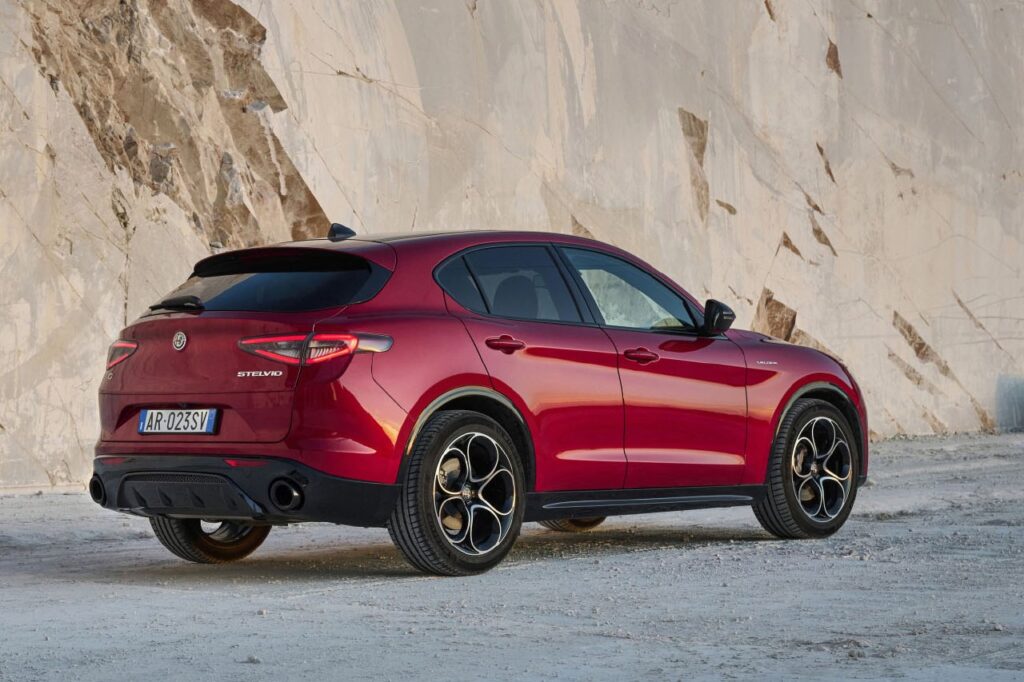 Nuova Alfa Romeo Stelvio offerta Venezia Mestre Padova Treviso Campello Motors