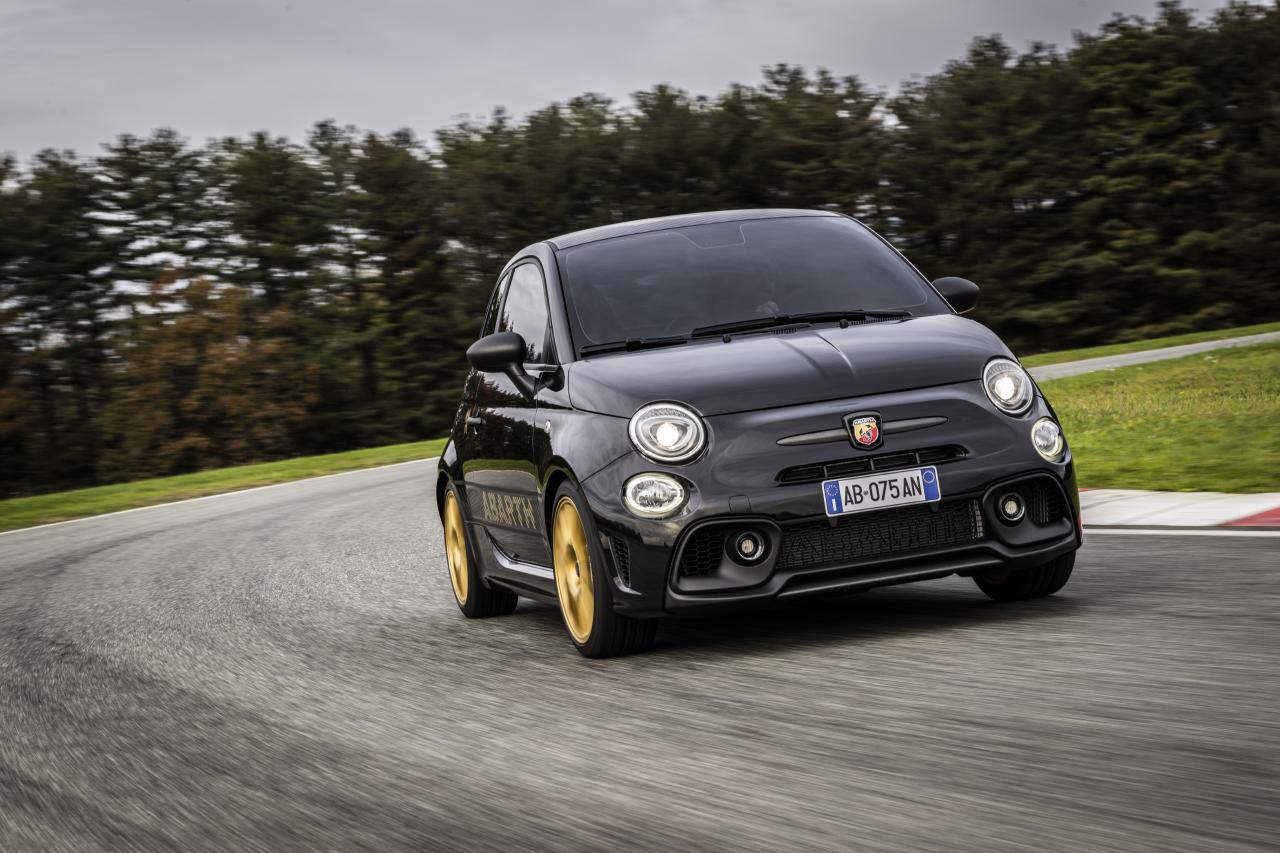 Abarth 695 75 Anniversario Limited Edition Campello Motors