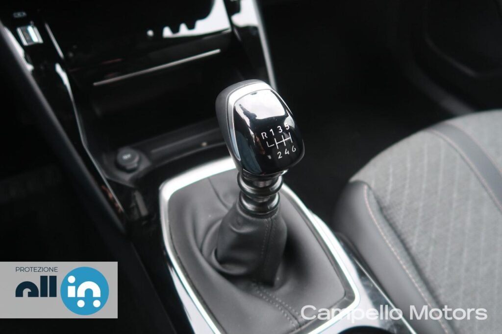 PEUGEOT 2008 1.2 puretech 100cv s&s Allure  Usato Mestre