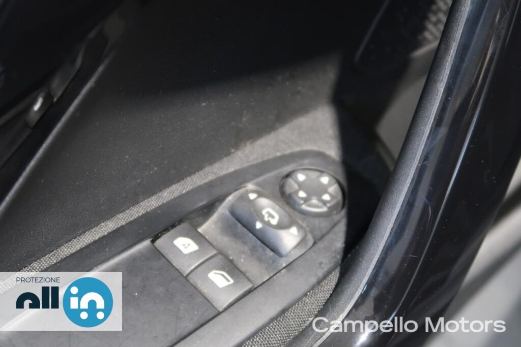 PEUGEOT 208 1.2 Puretech 82cv s&s 5p Active Usato Padova
