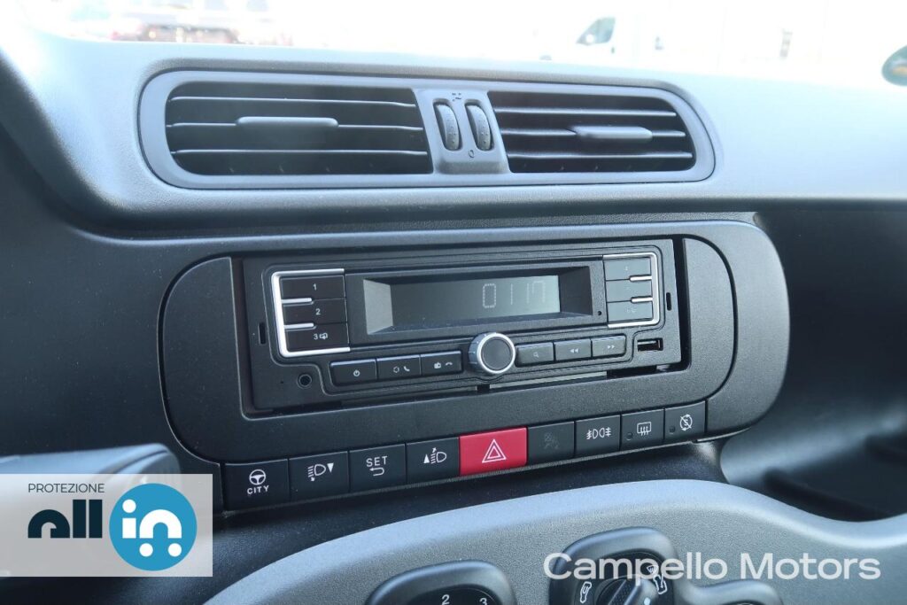 FIAT Panda 1.0 70cv Hybrid City Cross Usato Mestre