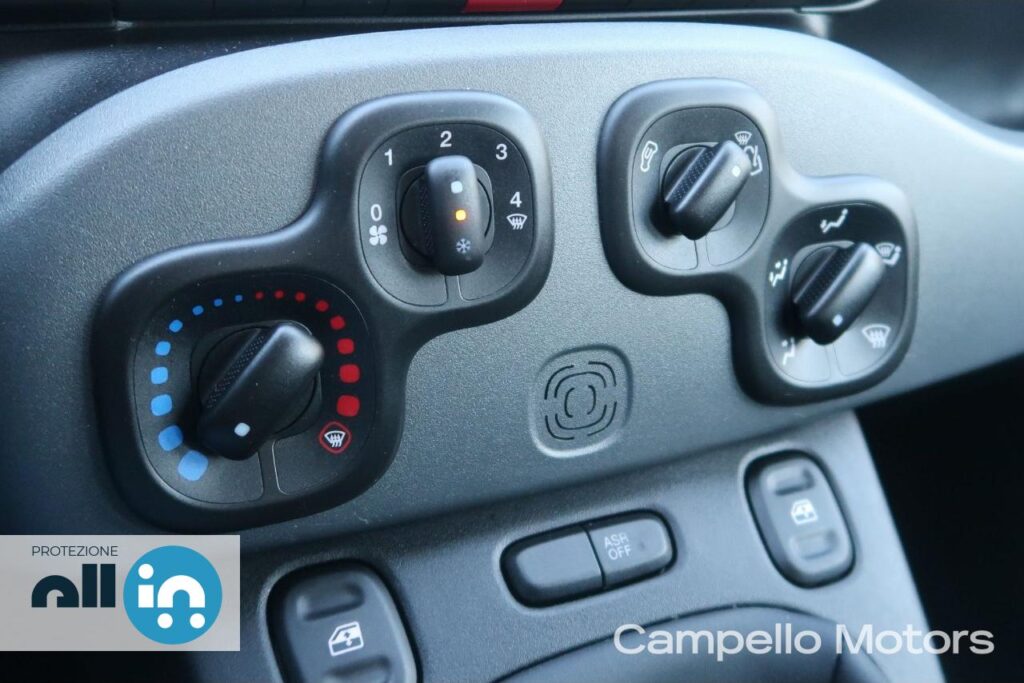 FIAT Panda 1.0 70cv Hybrid City Cross Usato Mestre