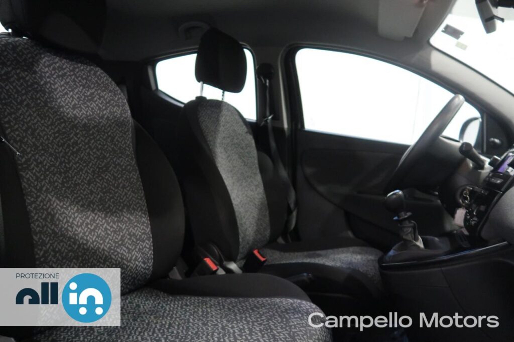 LANCIA Ypsilon 1.0 70cv Hybrid Silver Usato Padova