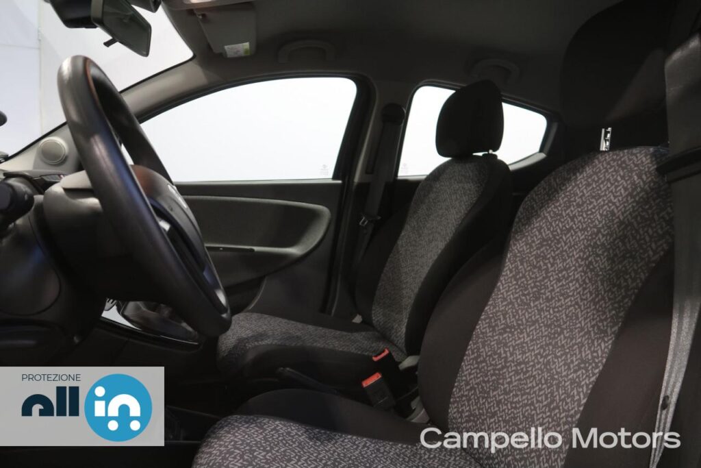 LANCIA Ypsilon 1.0 70cv Hybrid Silver Usato Padova