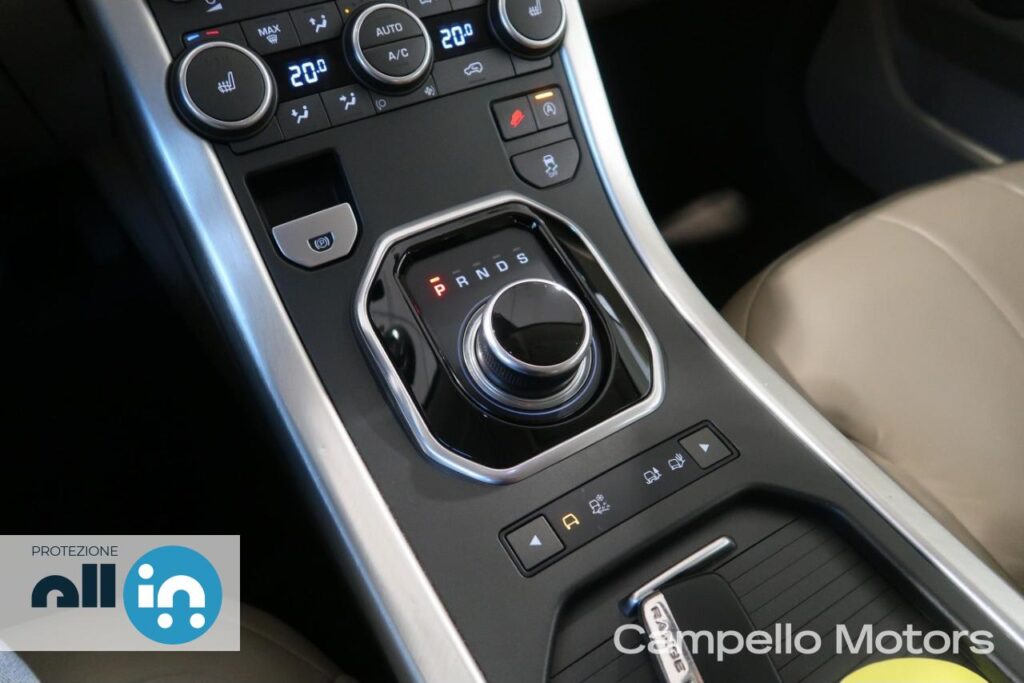 LAND ROVER Range Rover Evoque 2.0 TD4 150cv 5p. SE Aut. Usato Padova