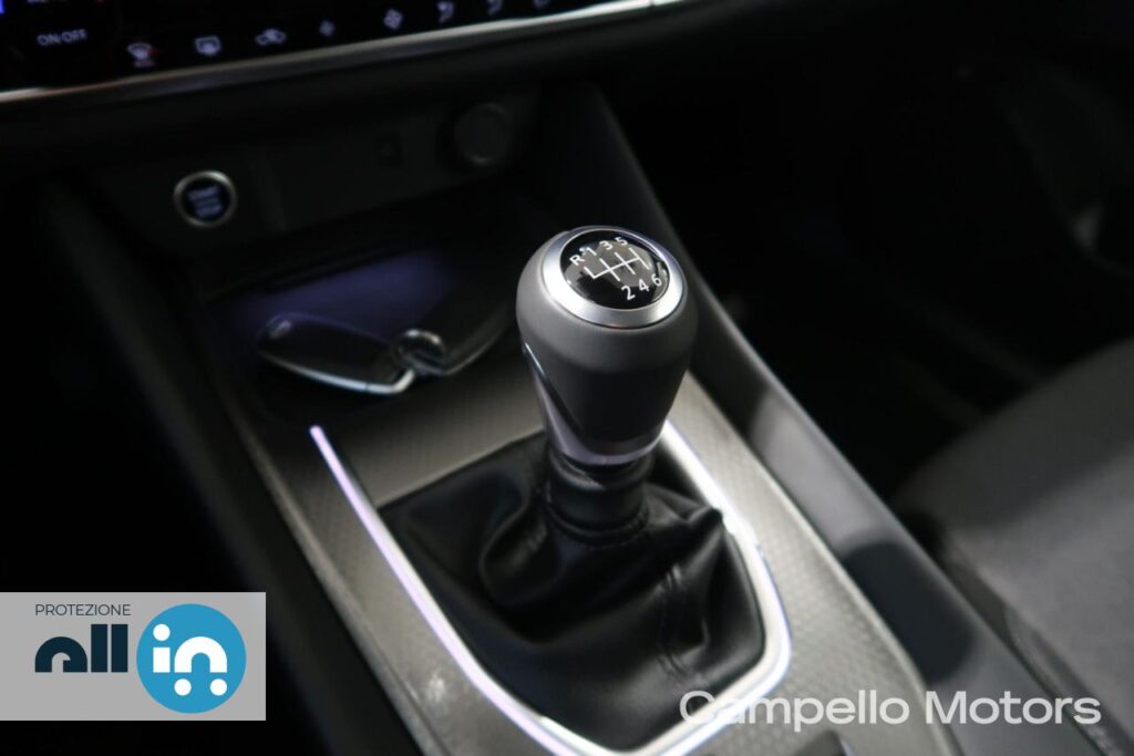 NISSAN Qashqai MHEV 140cv N-Connecta Km 0