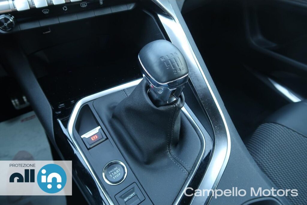 PEUGEOT 3008 1.2 puretech 130cv s&s GT Usato Mestre