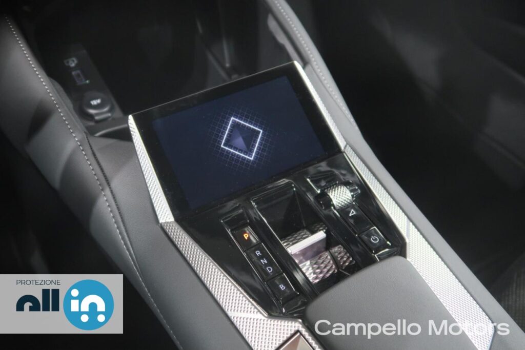 DS DS4 E-TENSE 225 Trocadero Km 0 Mestre Terraglio