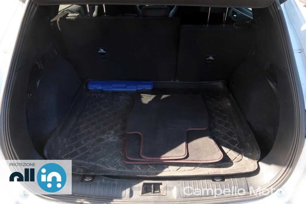 FORD Kuga 1.5 TDCi 120cv 2wd ST-Line  Usato Mestre
