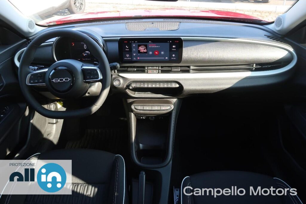 FIAT 600 1.2 Hybrid 100cv Km 0