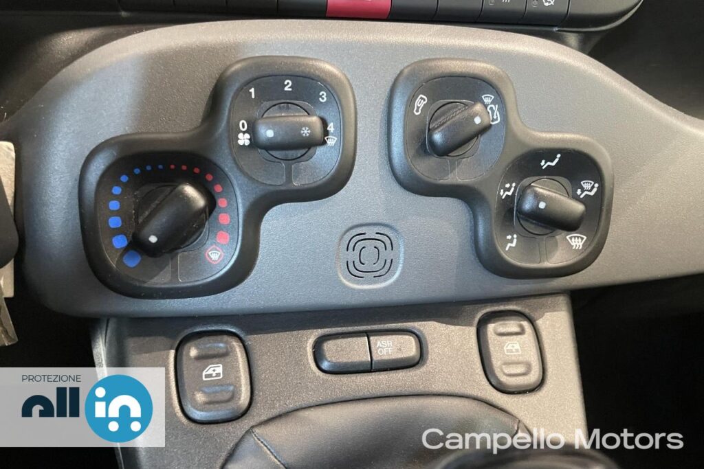 FIAT Panda 1.0 70cv Hybrid City Cross Usato