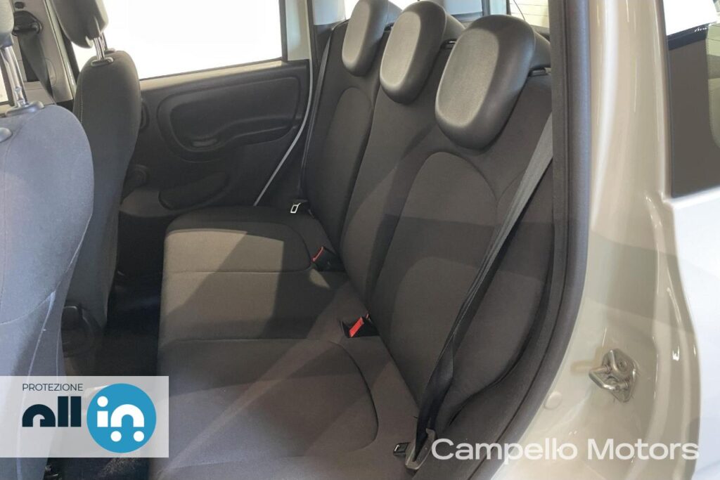 FIAT Panda 1.0 70cv Hybrid City Cross Usato