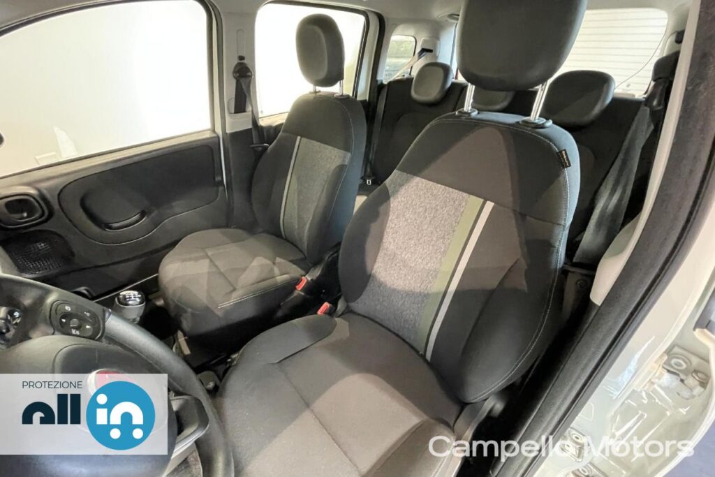 FIAT Panda 1.0 70cv Hybrid City Cross Usato