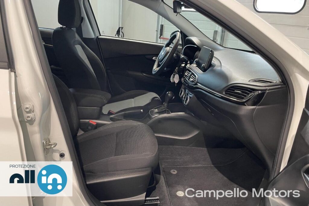 FIAT Tipo 5p 1.5 T4 Hybrid 130cv DCT City Life Usato