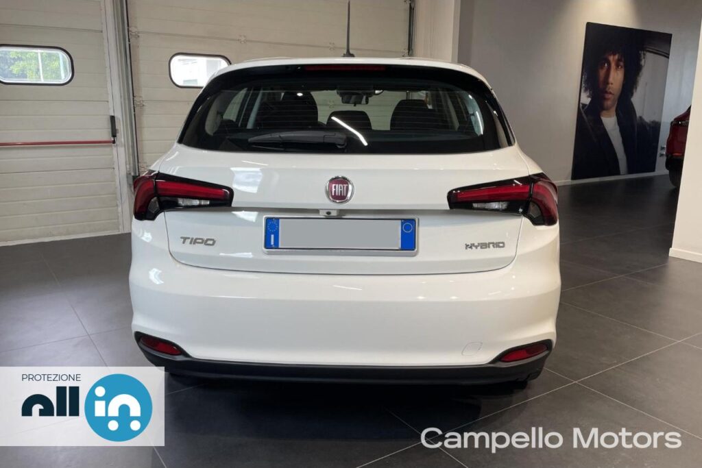 FIAT Tipo 5p 1.5 T4 Hybrid 130cv DCT City Life Usato
