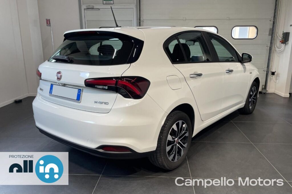 FIAT Tipo 5p 1.5 T4 Hybrid 130cv DCT City Life Usato