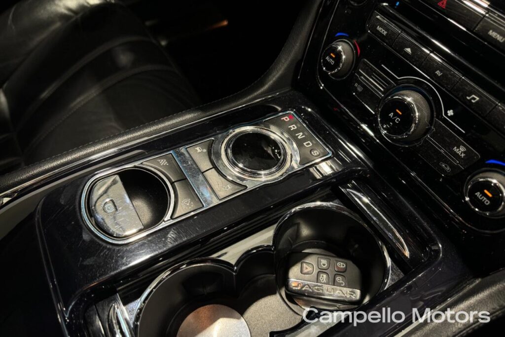 JAGUAR XJ 3.0D V6 Premium Luxury Usato
