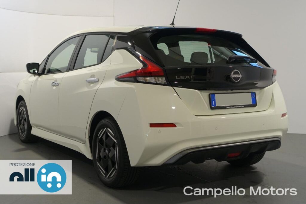 NISSAN LEAF ACENTA 40KWH Usato
