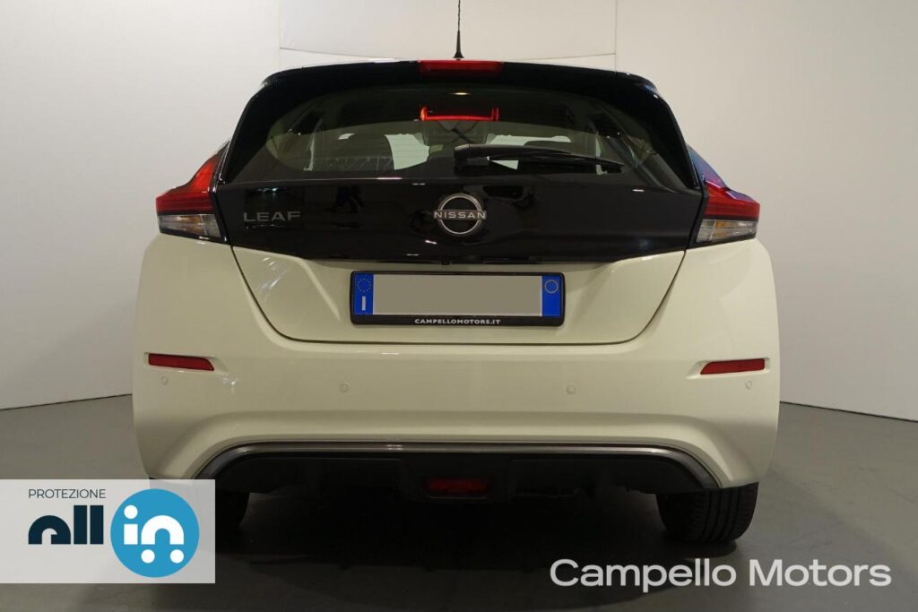 NISSAN LEAF ACENTA 40KWH Usato