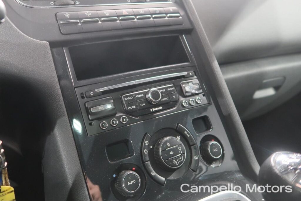 PEUGEOT 5008 1.6 Hdi 115cv Allure  Usato Mestre Terraglio