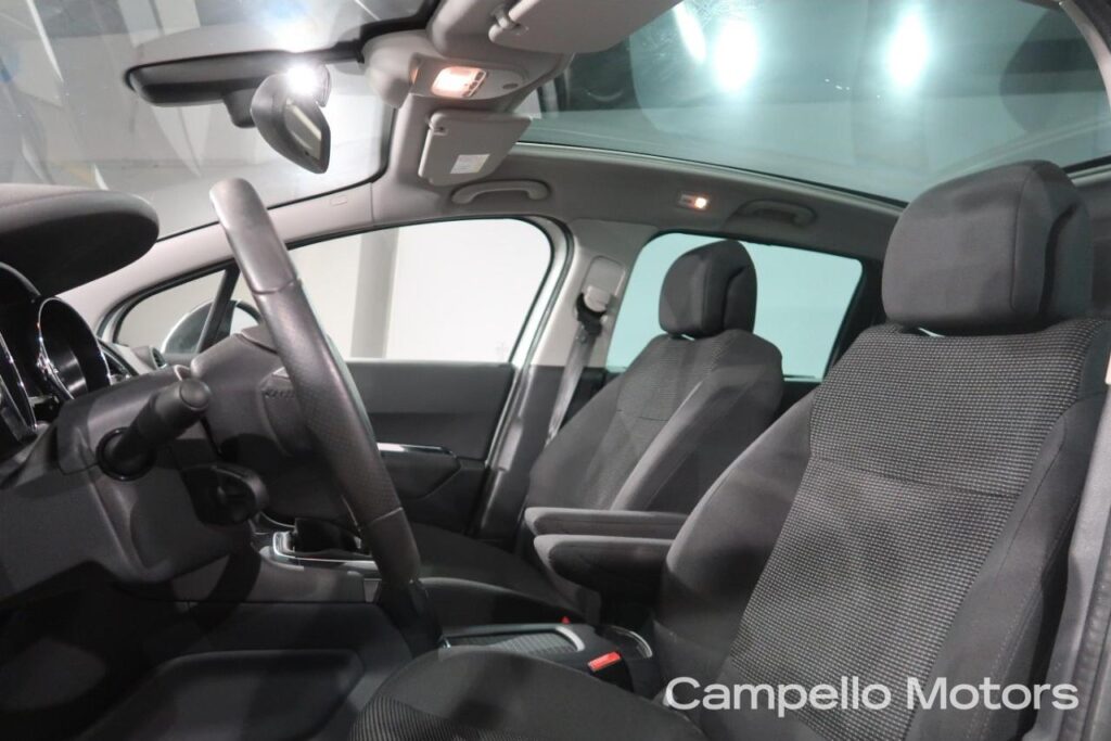 PEUGEOT 5008 1.6 Hdi 115cv Allure  Usato Mestre Terraglio
