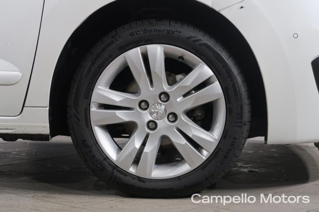 PEUGEOT 5008 1.6 Hdi 115cv Allure  Usato Mestre Terraglio