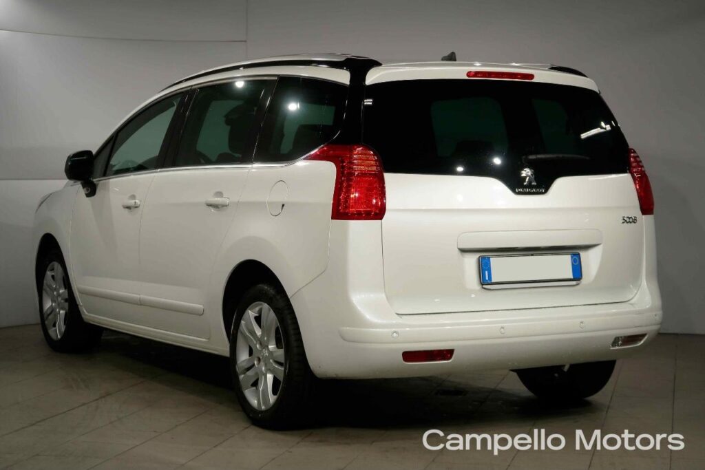 PEUGEOT 5008 1.6 Hdi 115cv Allure  Usato Mestre Terraglio