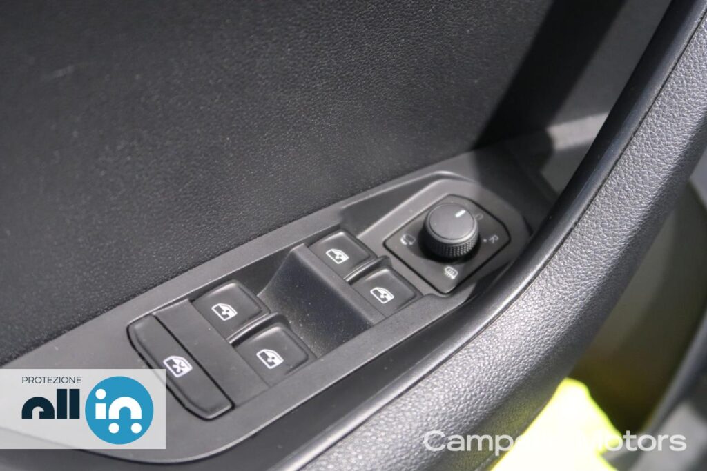SKODA Karoq 1.5 TSI Executive DSG Usato Mestre Terraglio