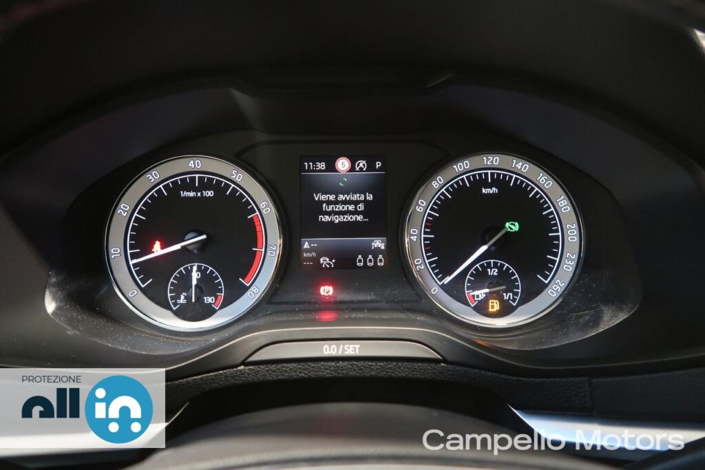 SKODA Karoq 1.5 TSI Executive DSG Usato Mestre Terraglio