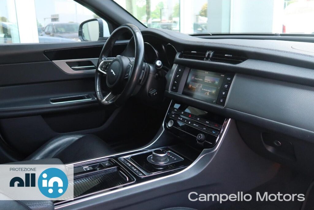 JAGUAR XF Sportbrake 2.0 D 180cv AWD aut. R-Sport Usato Mestre