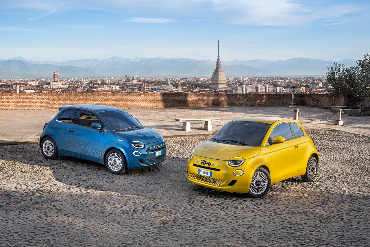 Nuova Fiat 500 Hybrid Torino interni Campello Motors