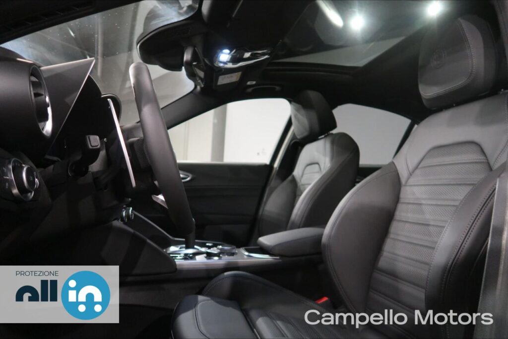 ALFA ROMEO Giulia 2.2 Turbo Diesel 210cv AT8 Q4 Veloce My24  Km 0 Mestre Terraglio