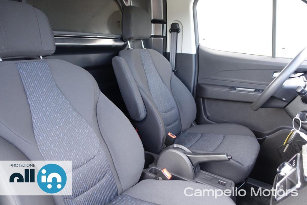 CENNTRO LOGISTAR 260 VAN 43,5kWh Km 0