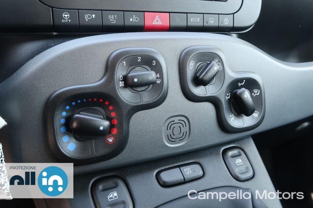 FIAT Panda 1.0 70cv Hybrid City Cross Usato Padova