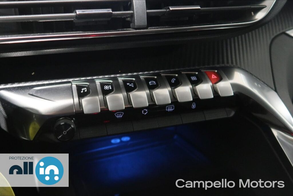 PEUGEOT 3008 1.2 puretech t s&s 130cv Active Usato Padova