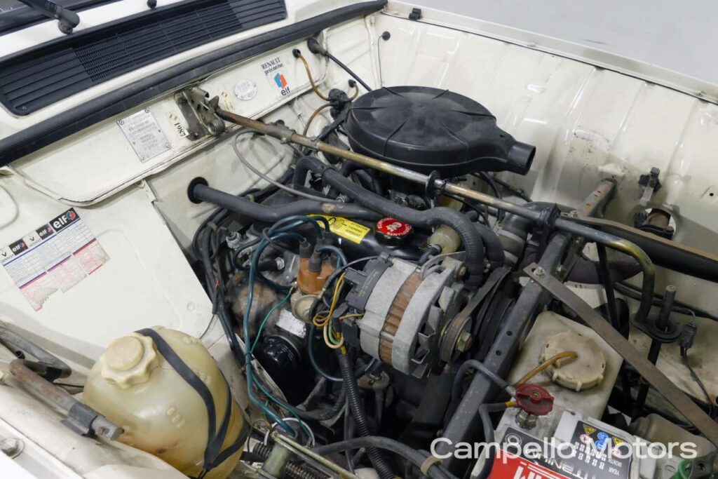 RENAULT 4 950 TL Usato