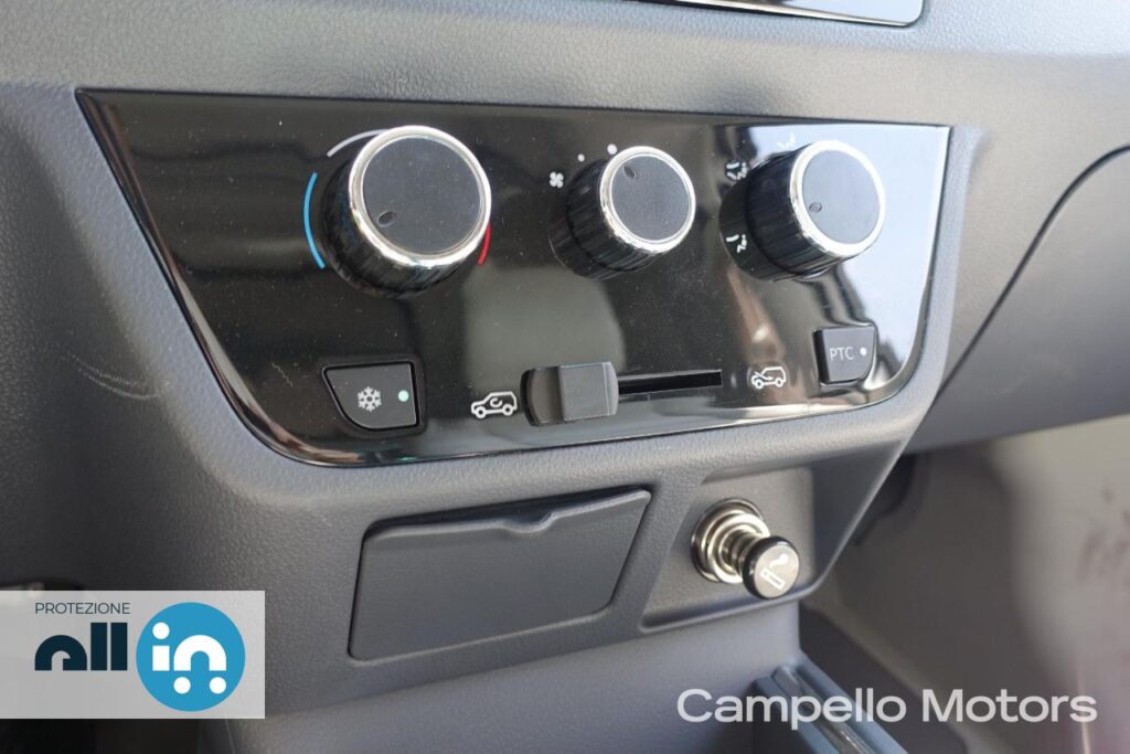 SHINERAY X30LEV Cargo Van 2p 41kWh Km 0 Mestre