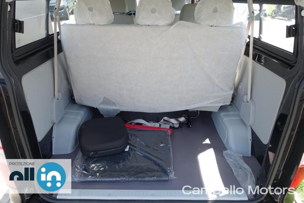 SHINERAY X30LEV M1 7p 41kWh Km 0