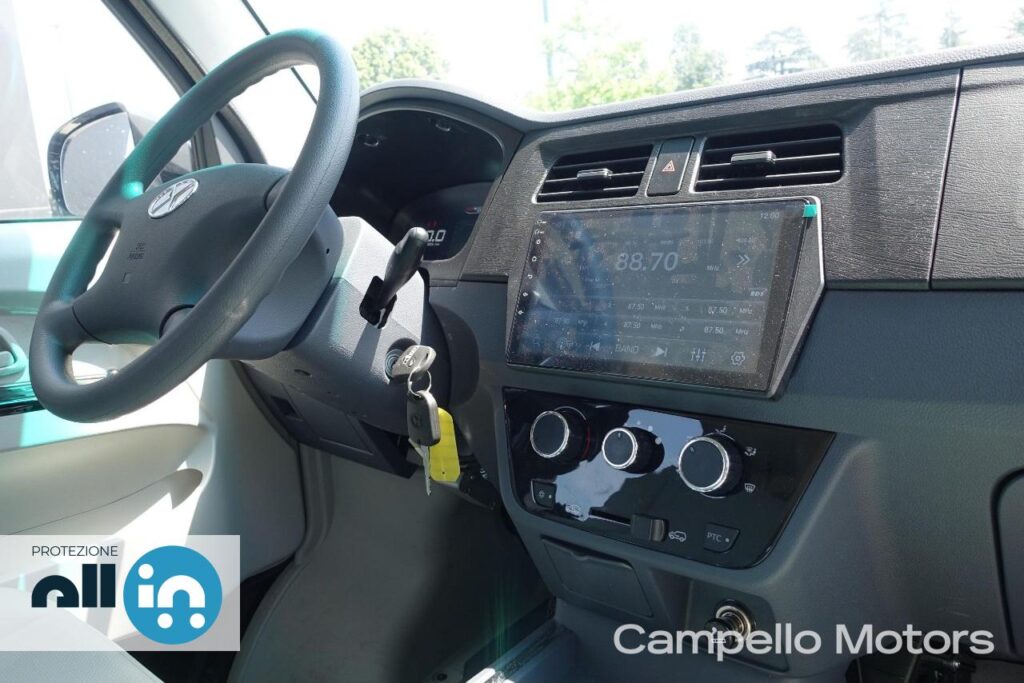 SHINERAY X30LEV M1 7p 41kWh Km 0