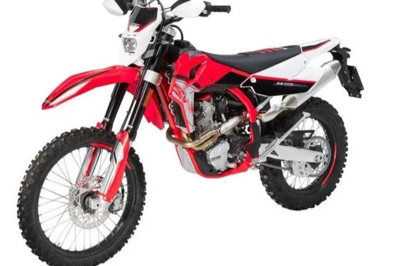 SWM MOTOCICLI RS 500 R MY23 Nuovo Padova