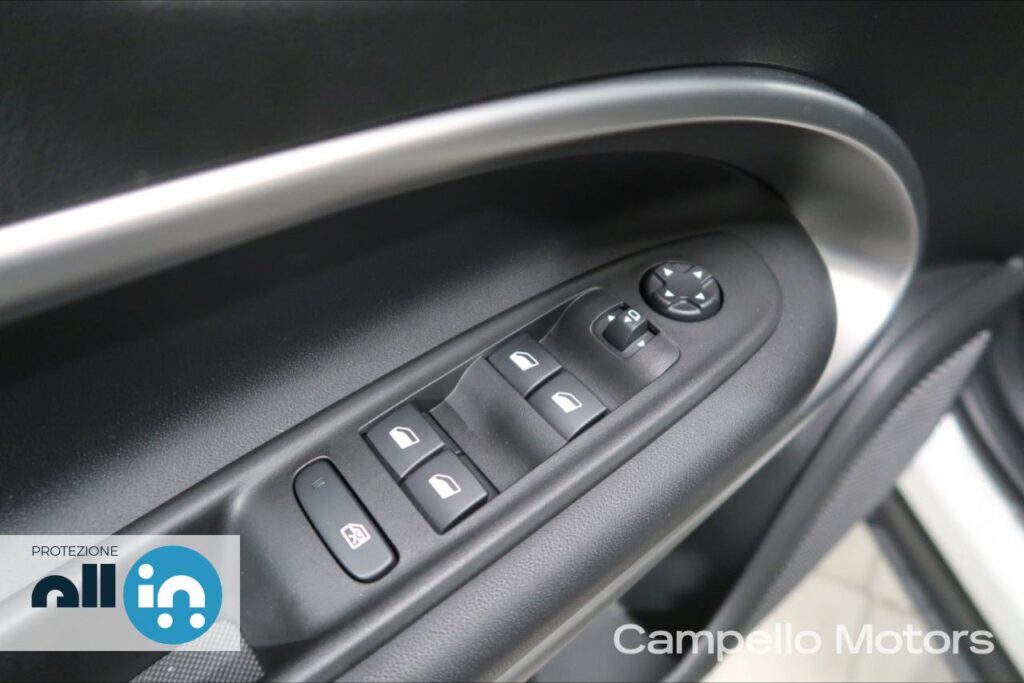 JEEP Avenger 4XE 1.2 T 136cv Mhev Overland  Usato Mestre Terraglio